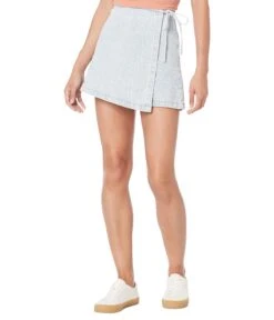 Blank NYC Light Wash Denim Skort With Tie Front Detail In Blue